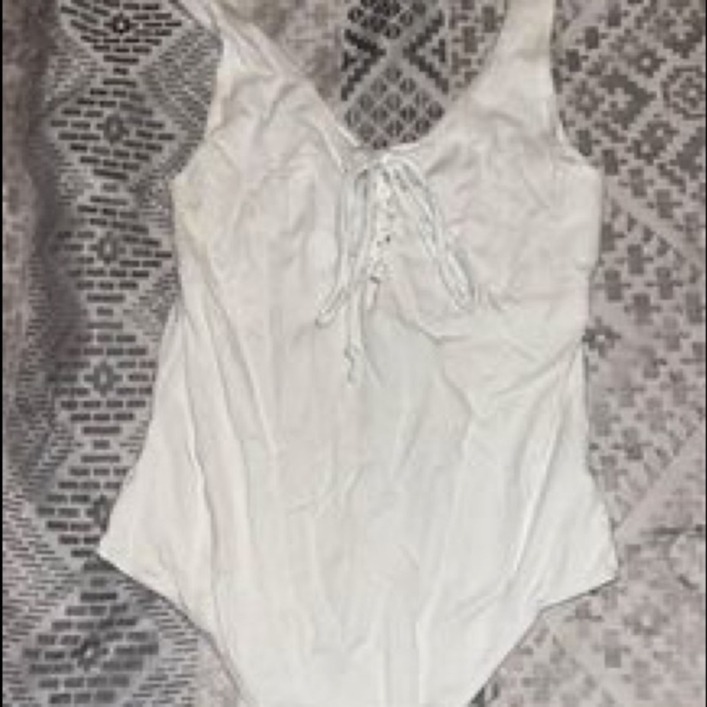 Fashion nova body suit size medium